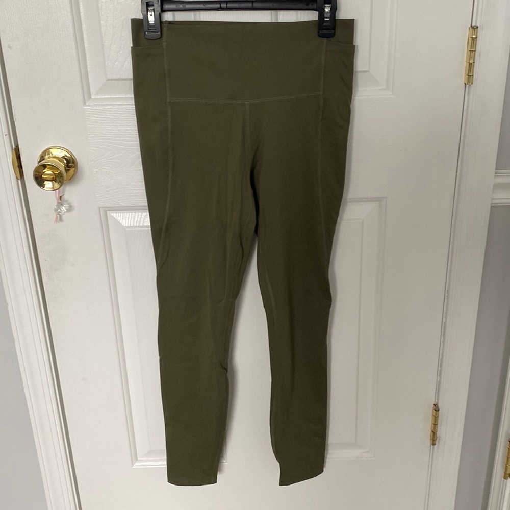 All in motion green leggings